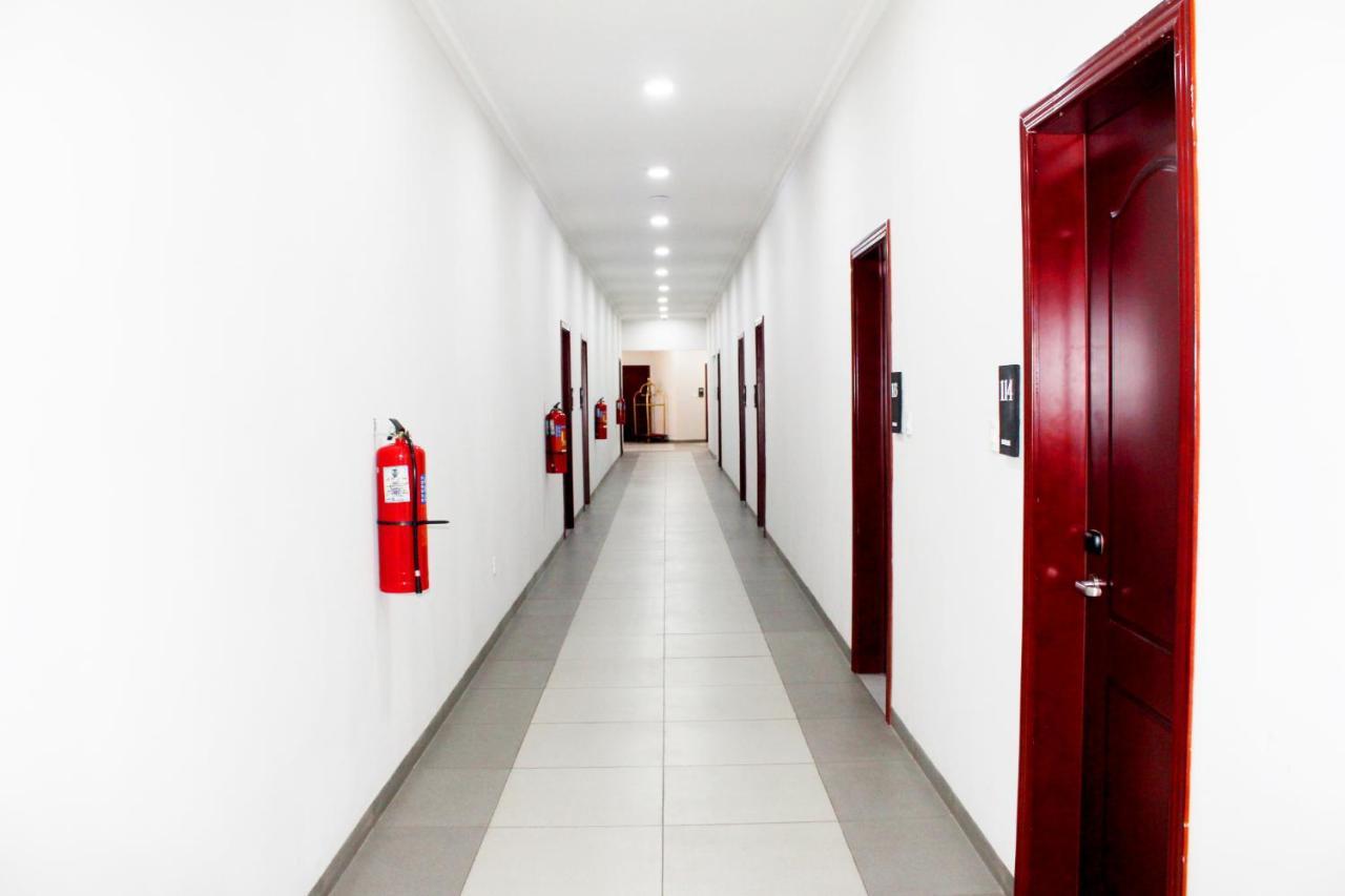 Ixoras Hotel Kinshasa Exterior foto
